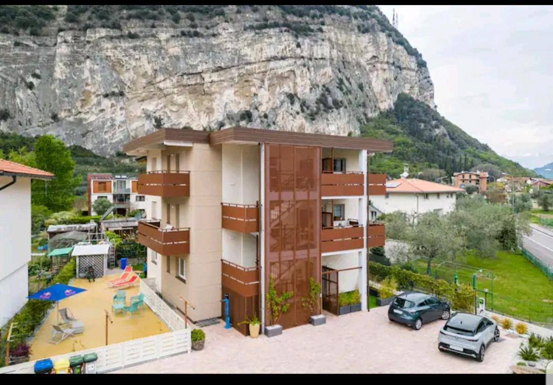 Conca D'Oro B&B And Apartments Torbole Sul Garda Bagian luar foto