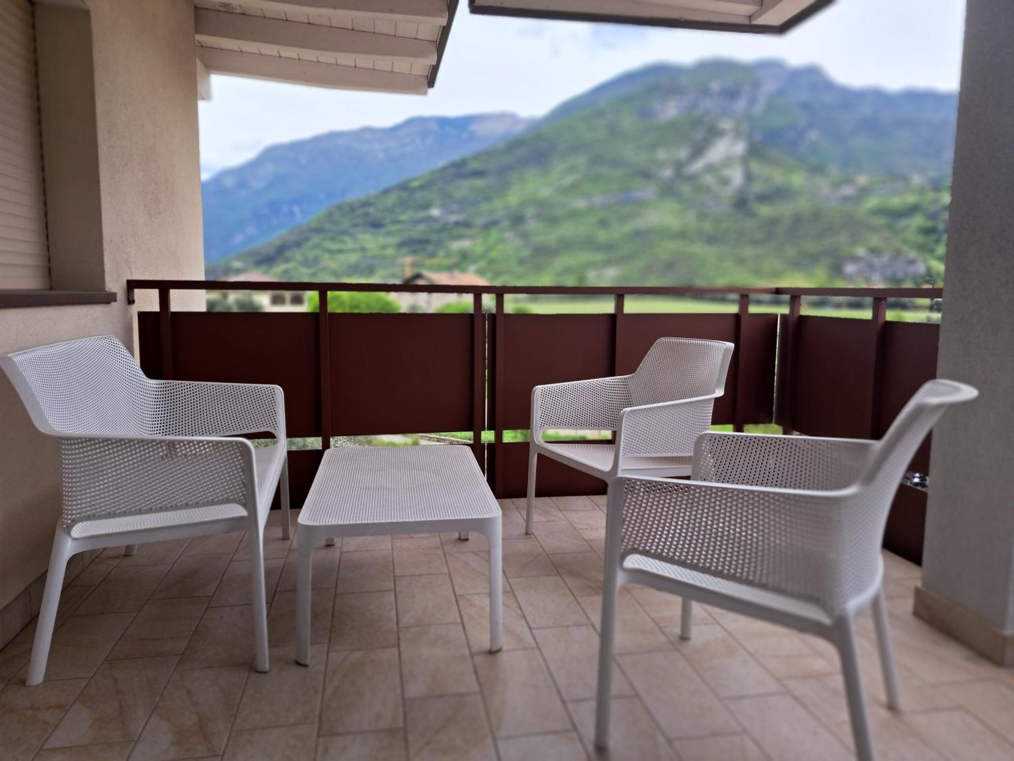 Conca D'Oro B&B And Apartments Torbole Sul Garda Bagian luar foto