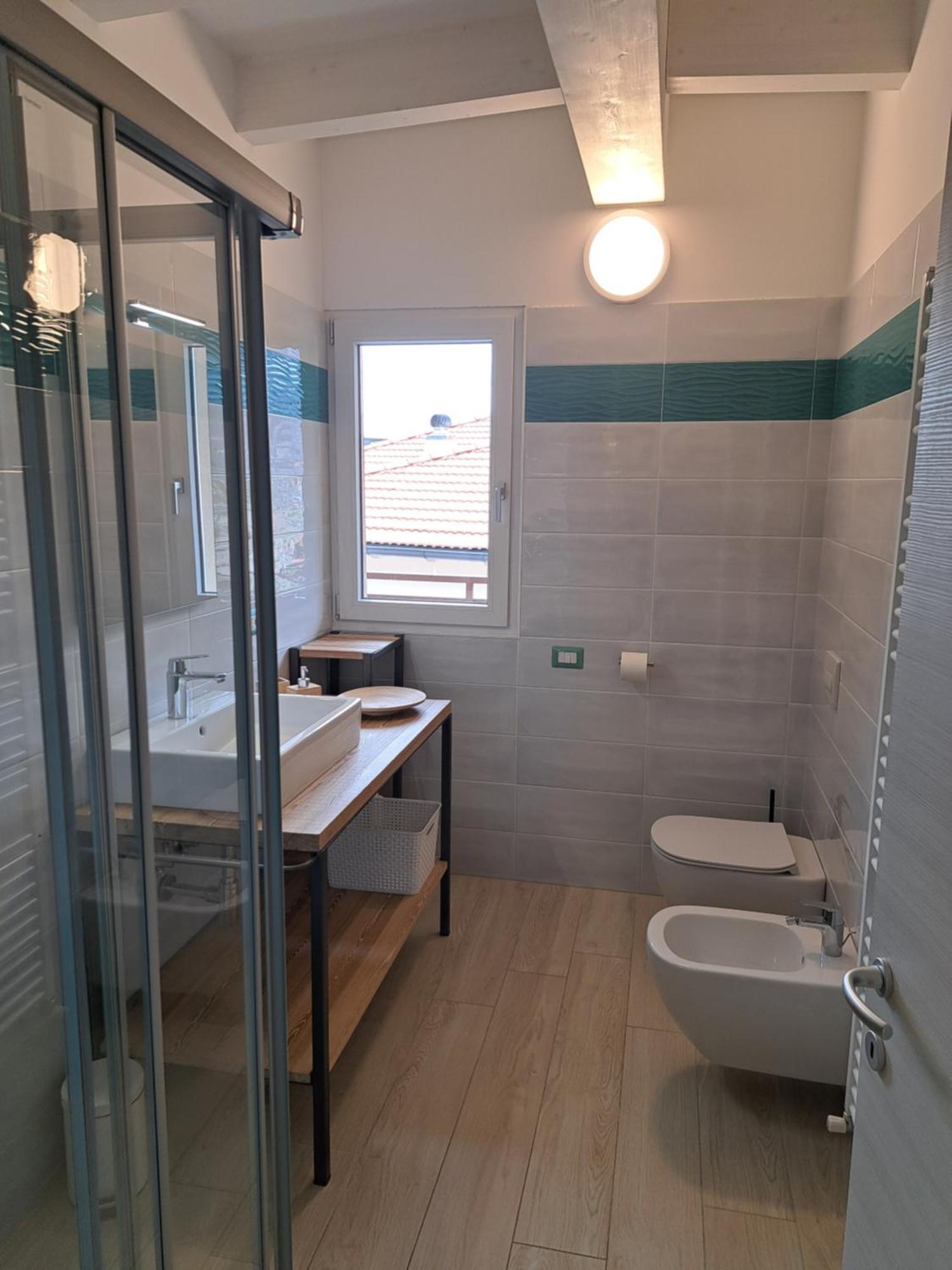 Conca D'Oro B&B And Apartments Torbole Sul Garda Bagian luar foto