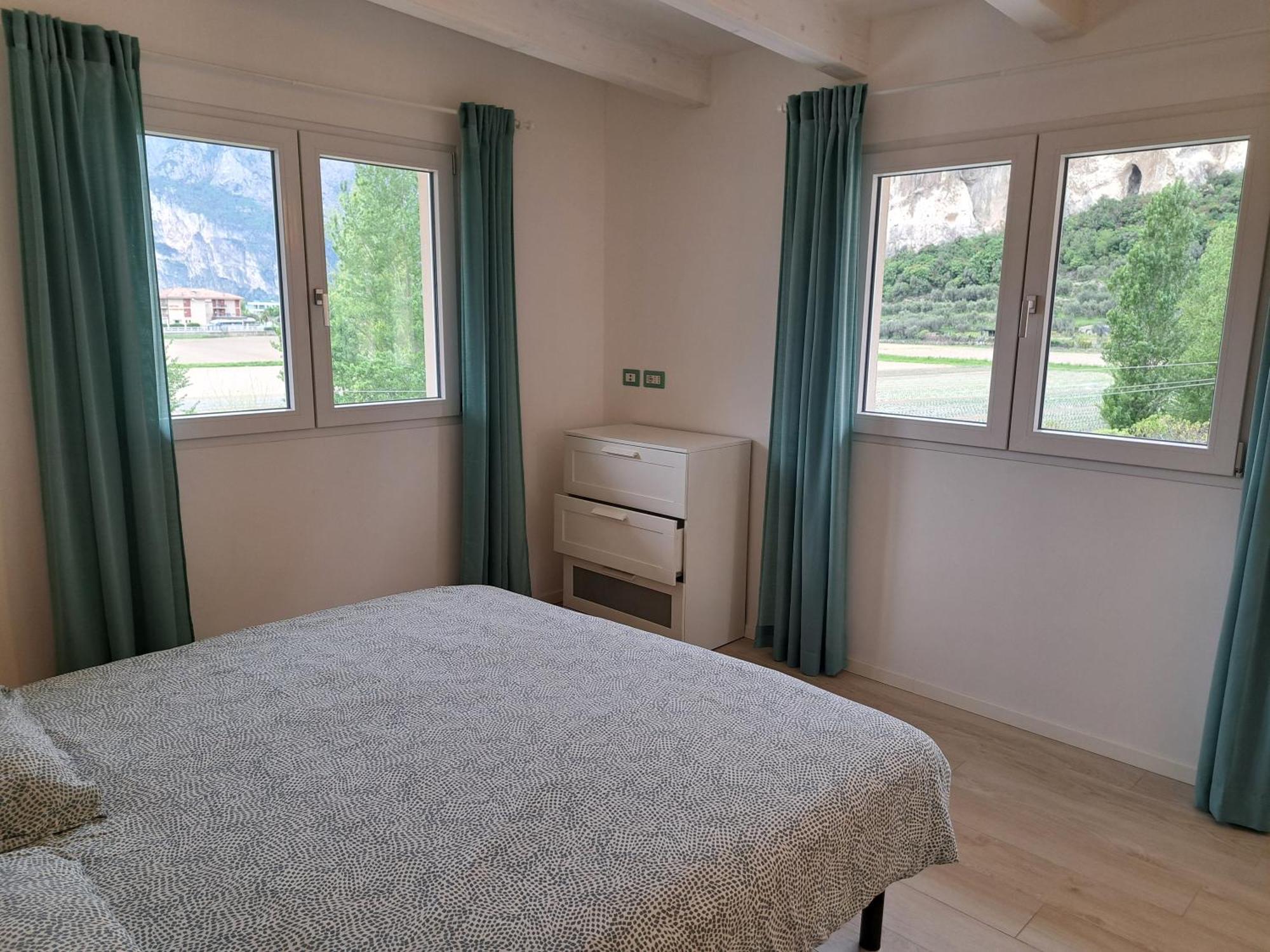 Conca D'Oro B&B And Apartments Torbole Sul Garda Bagian luar foto